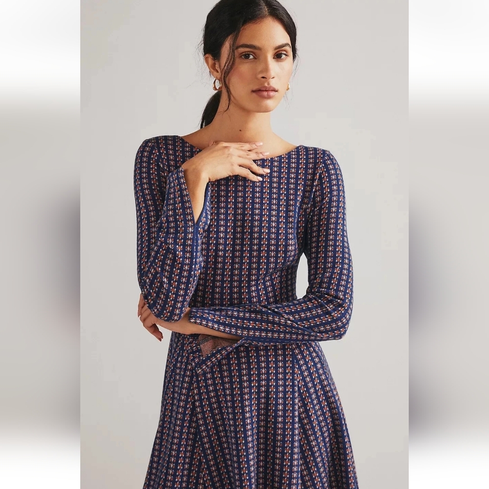 EUC Anthropologie Navy Knit Long Sleeve Dress - Sz M